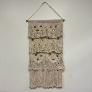 Macrame wall hanging